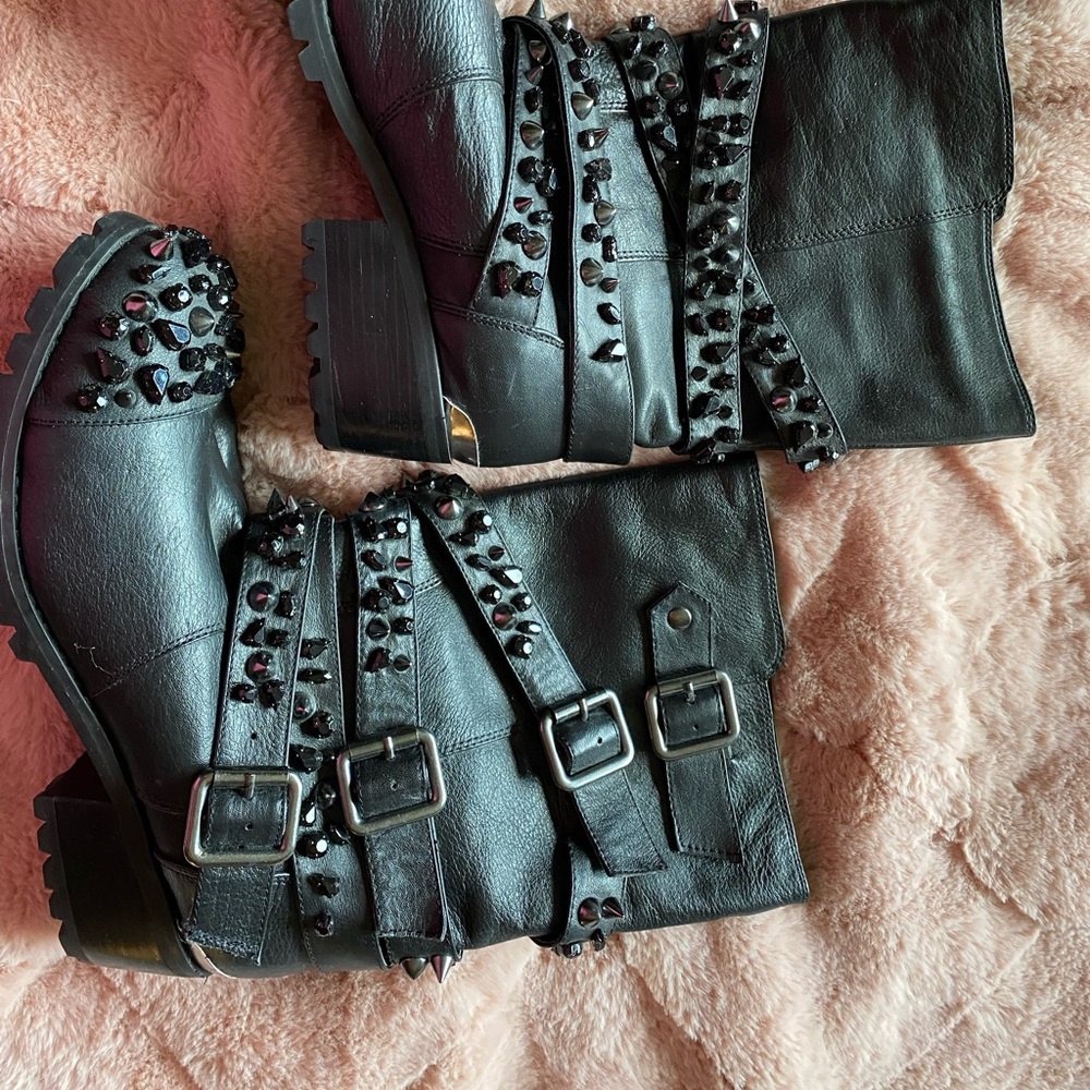Carvela leather studded boots